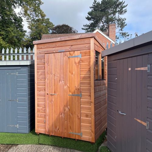 4x4 Power Pent Shed X Show Model