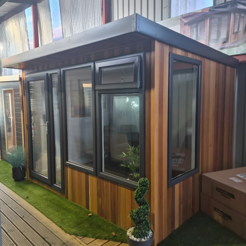 10x8 Cedar Garden Room Ex-Demo